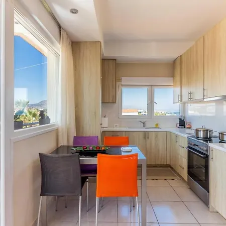 Spacious And Modern Apartamento