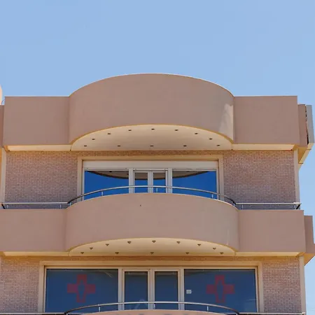 Spacious And Modern Апартаменты Аниссарас